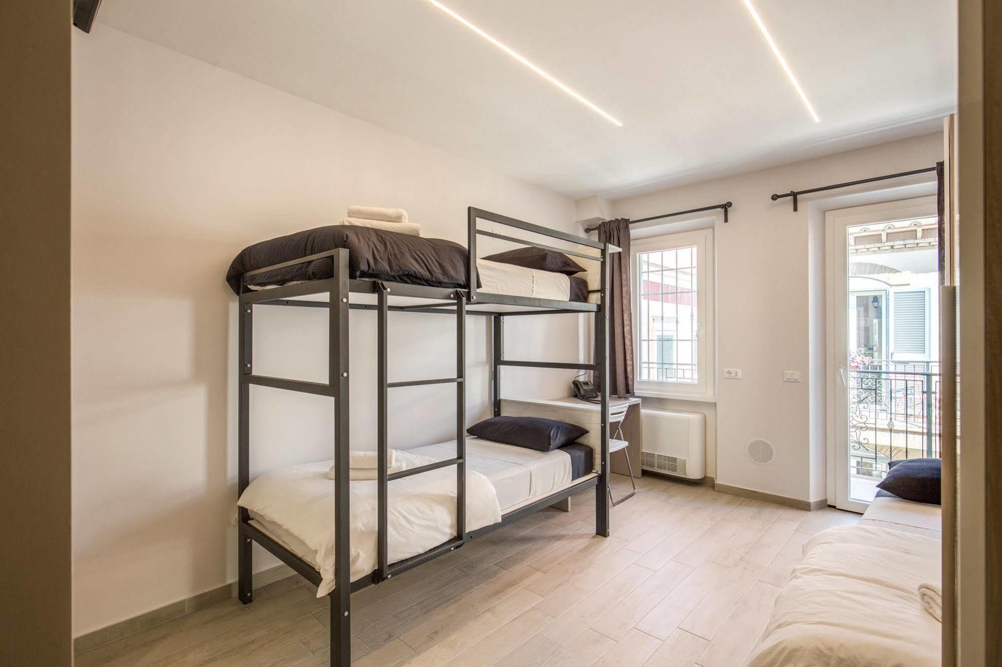 The Bricks Rome Hotel Bagian luar foto