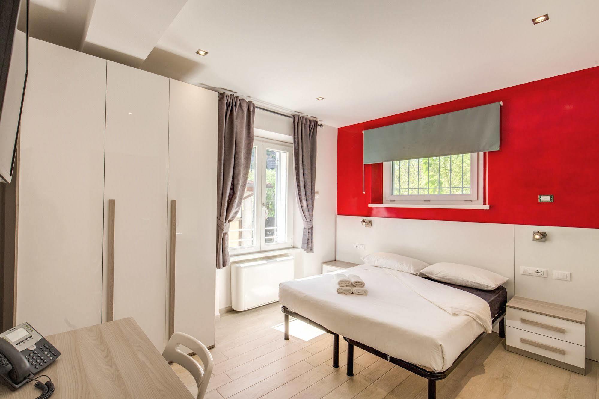 The Bricks Rome Hotel Bagian luar foto