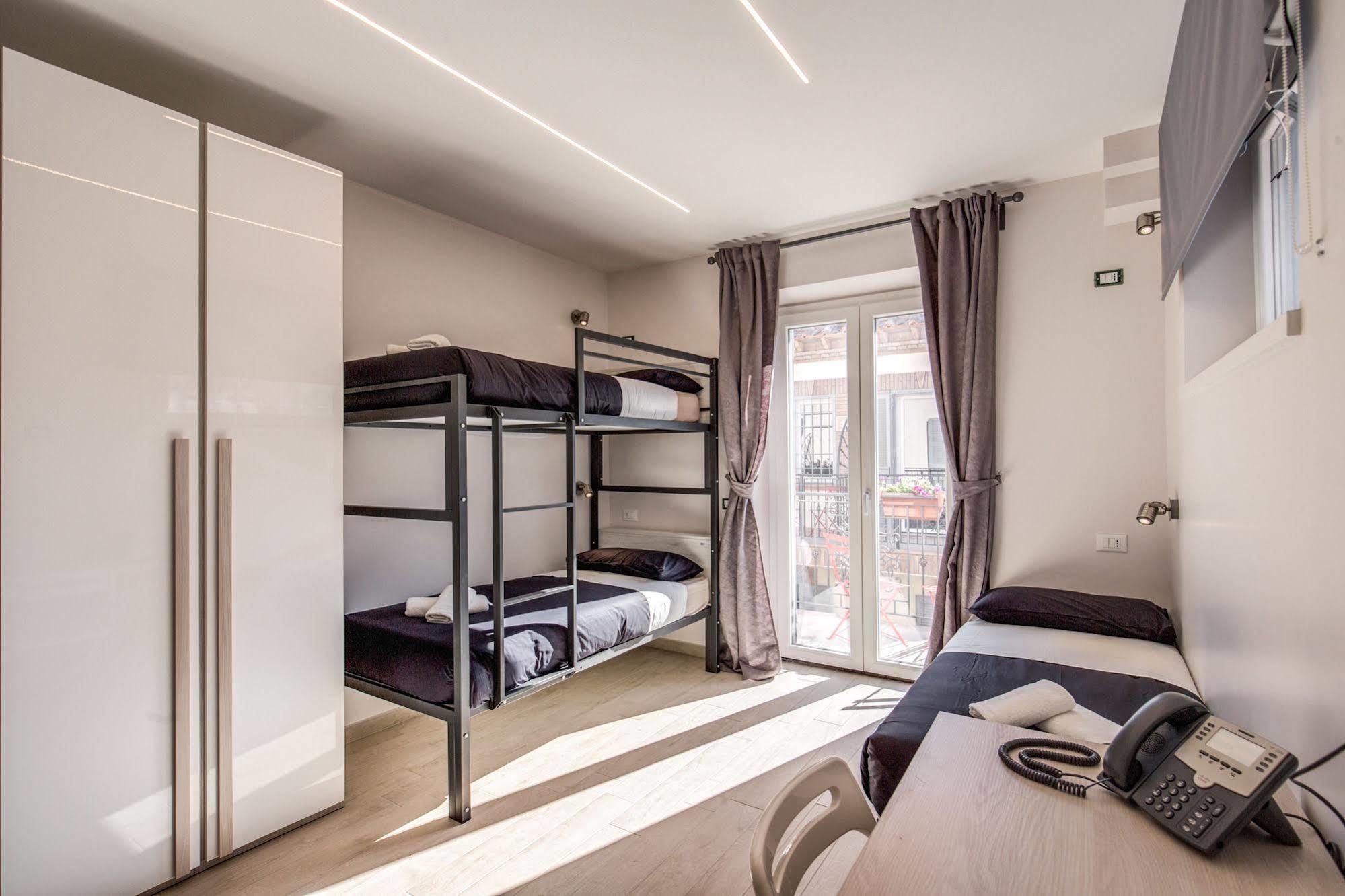 The Bricks Rome Hotel Bagian luar foto