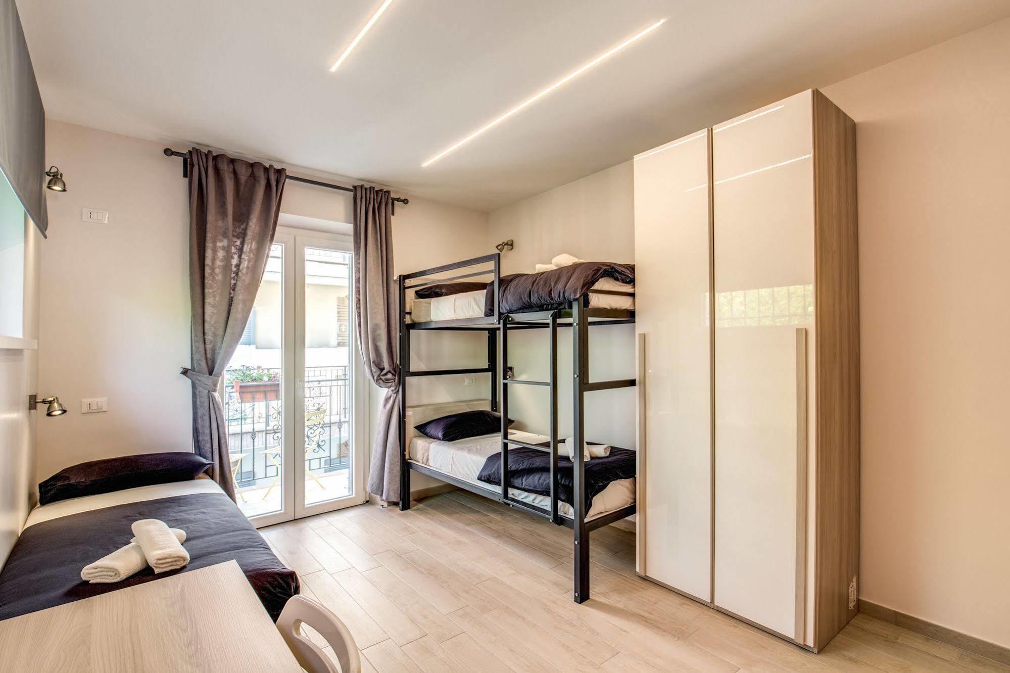 The Bricks Rome Hotel Bagian luar foto