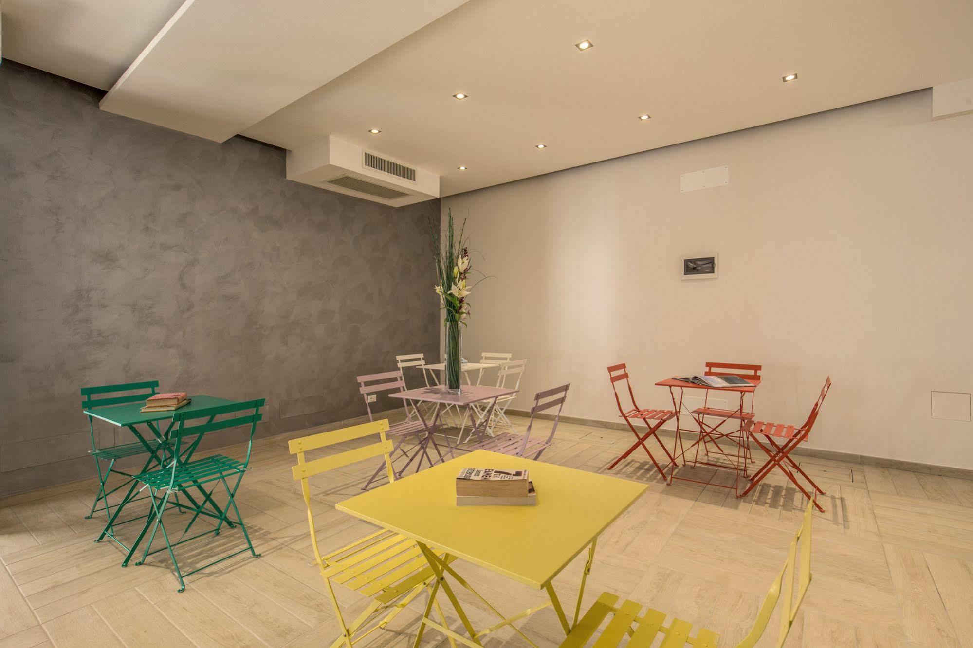 The Bricks Rome Hotel Bagian luar foto