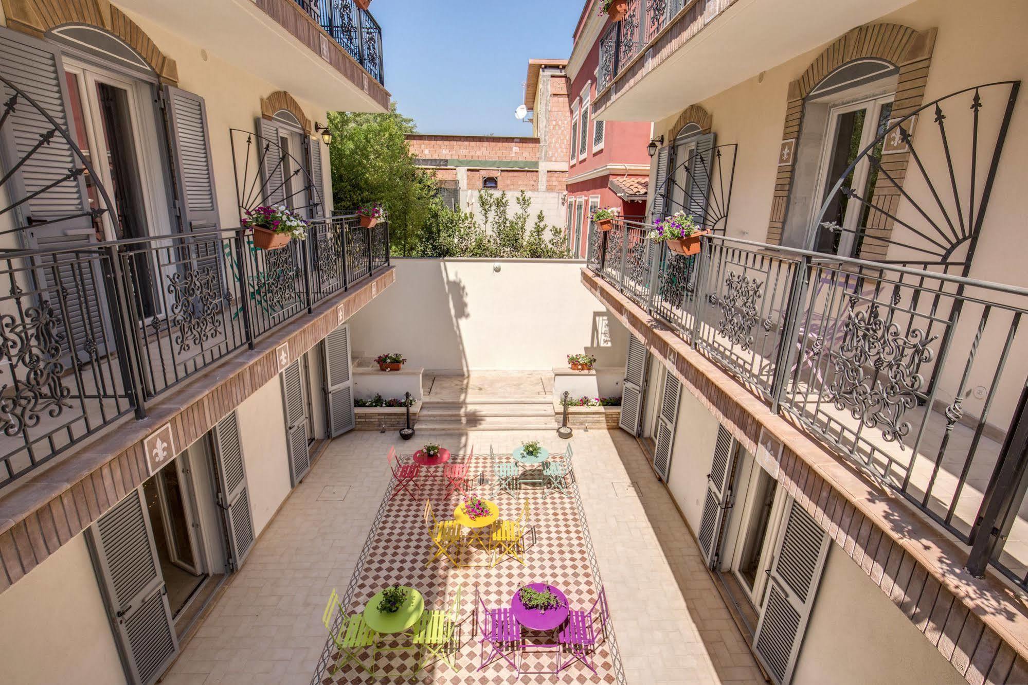 The Bricks Rome Hotel Bagian luar foto